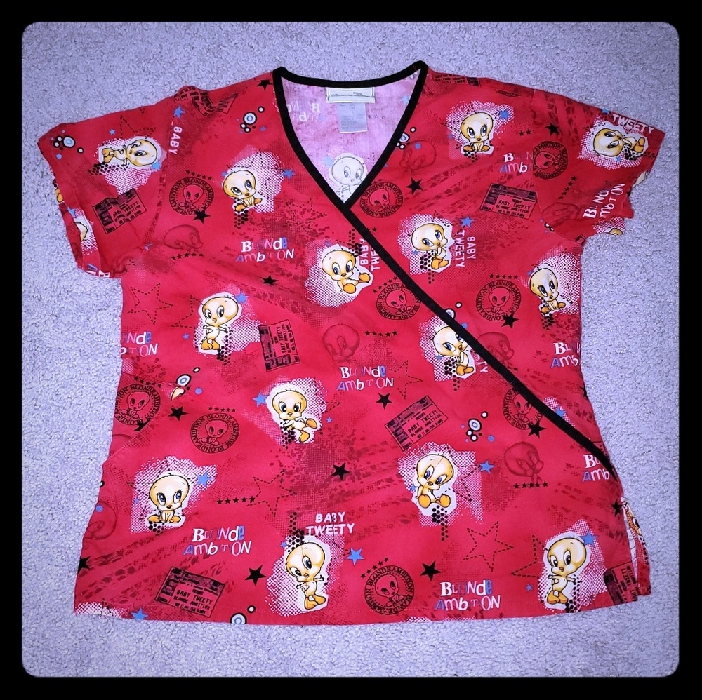 ❗❗**6 for $20** Tweety Scrub top❗❗